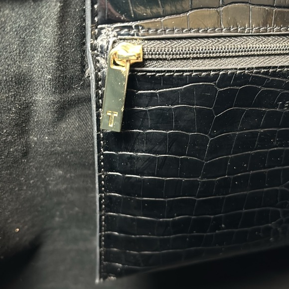 Ted Baker London Black Glossy Tote Bag with Gold Zipper - Picture 11 of 13